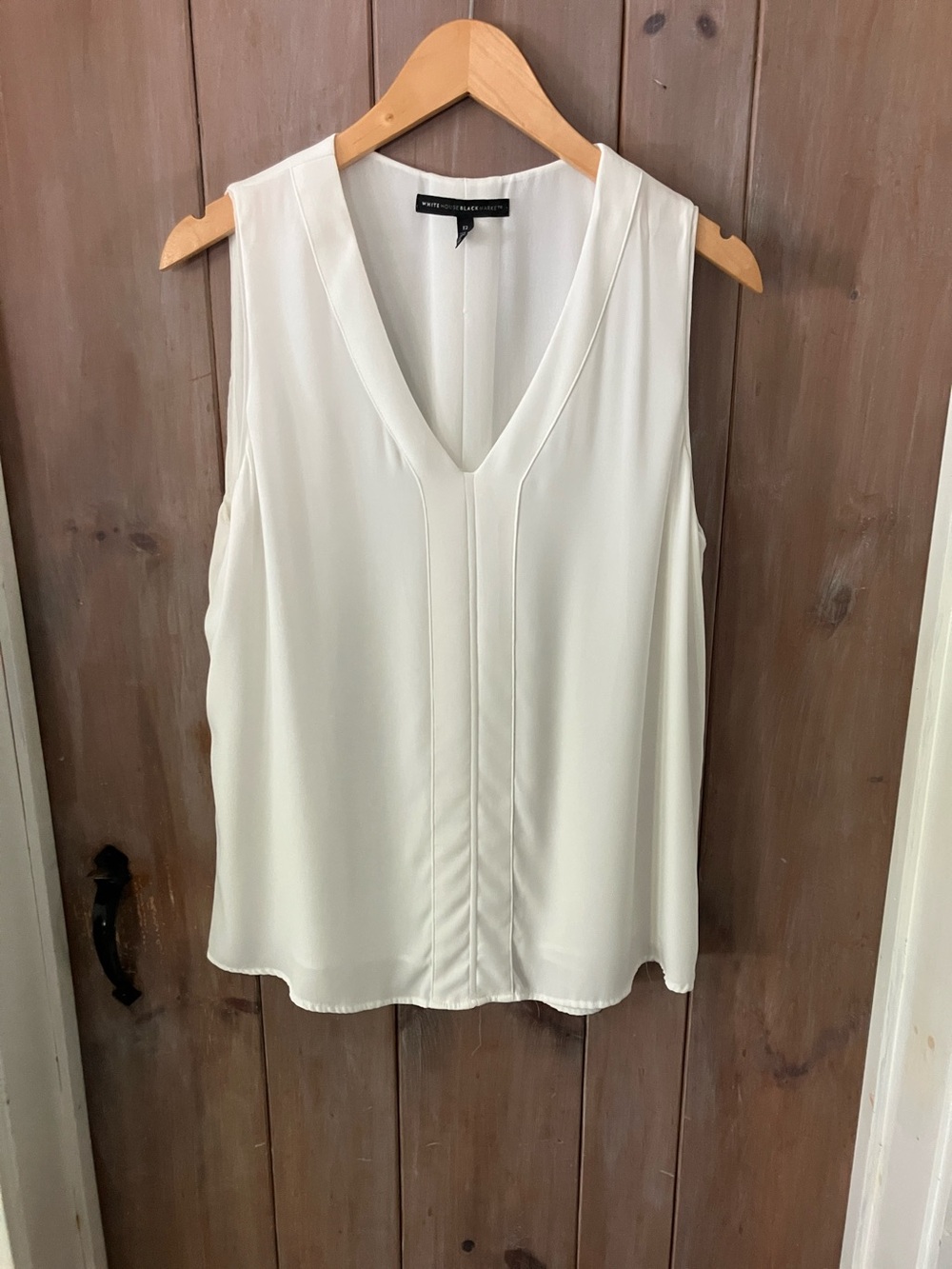 White House Black Market Cream V-Neck Sleeveless Top